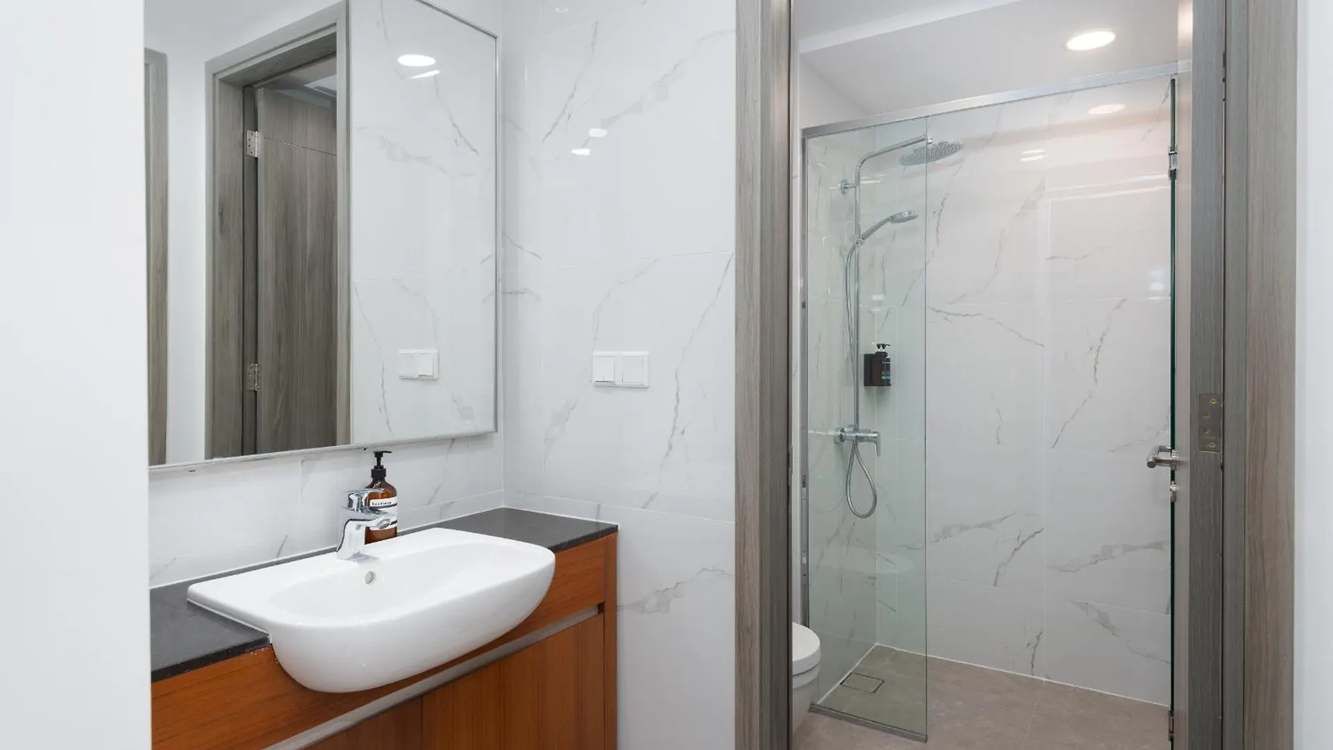 Daire Agile Bukit Bintang By Deko Suites Kuala Lumpur Malezya